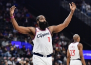 开云体育直播-关于猛龙队核心球员复出，士气大振的信息