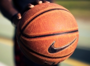 开云体育平台APP-黄蜂对阵森林狼，文班亚马关键回合不手软，新秀的冷血时刻