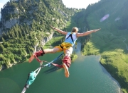 开云官网-法网轻取温网，穆雷点燃赛场，重写草地与红土传奇