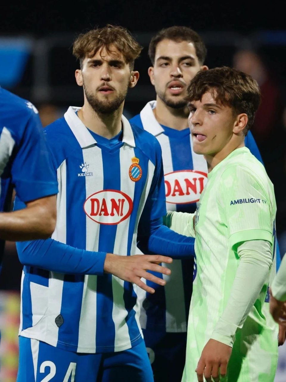 关于葡萄牙横扫法国，阿拉巴完成帽子戏法的信息