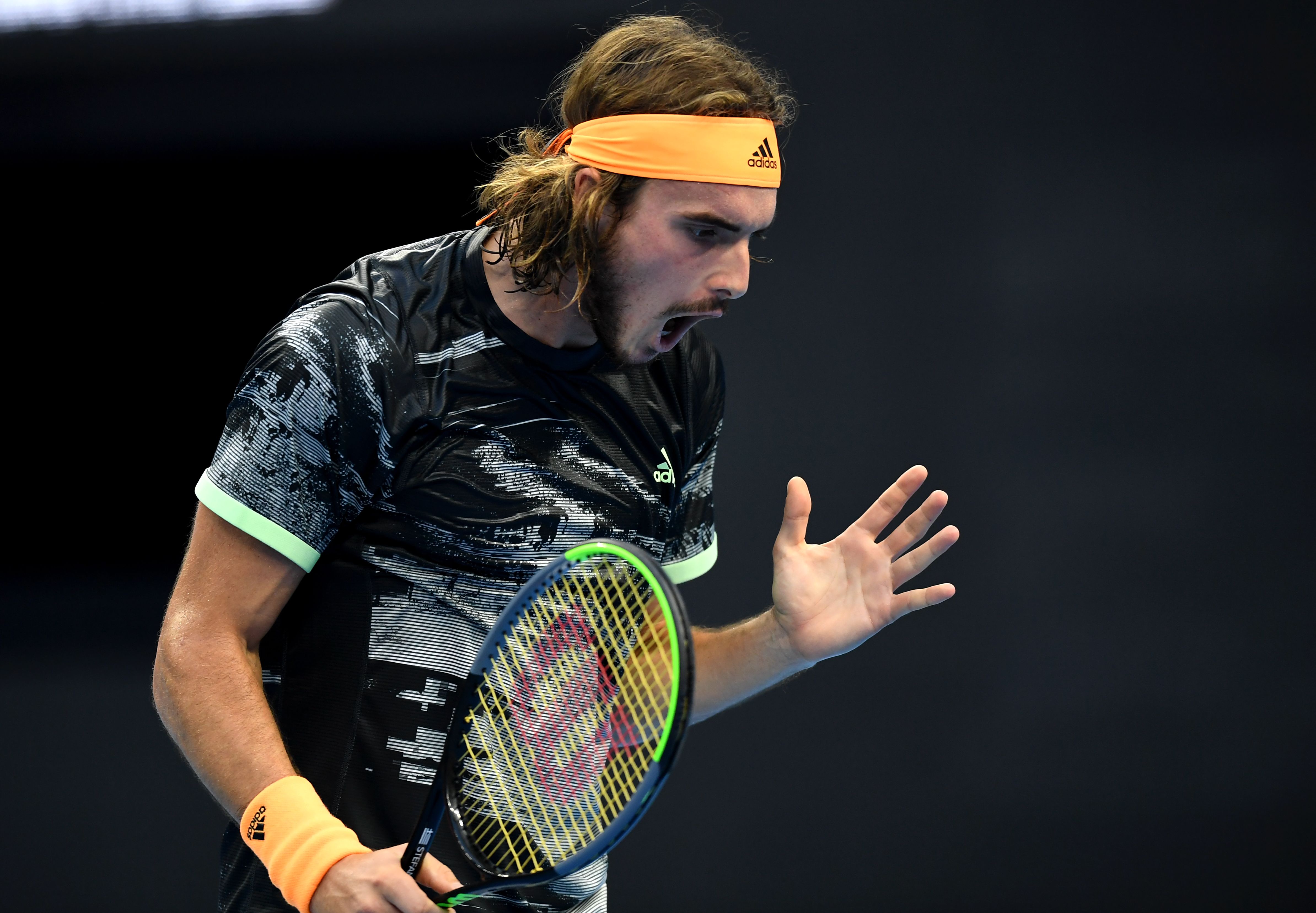 关于德国网球队强势西班牙网球队，西西帕斯爆发神勇的信息