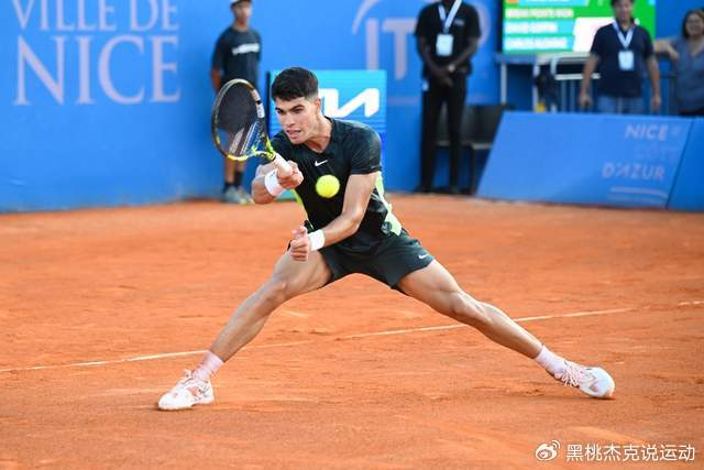 关于美国网球队轻取澳大利亚网球队，阿尔卡拉斯惊艳世界的信息