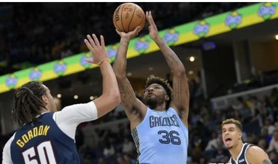 关于魔术遭遇五连败，球队陷入困境的信息