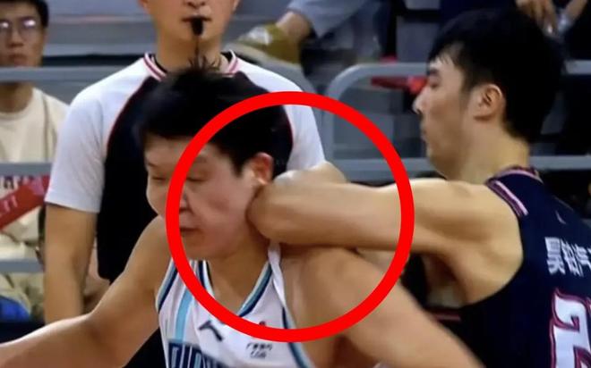 CBA比赛中出现了一场意外事件的简单介绍