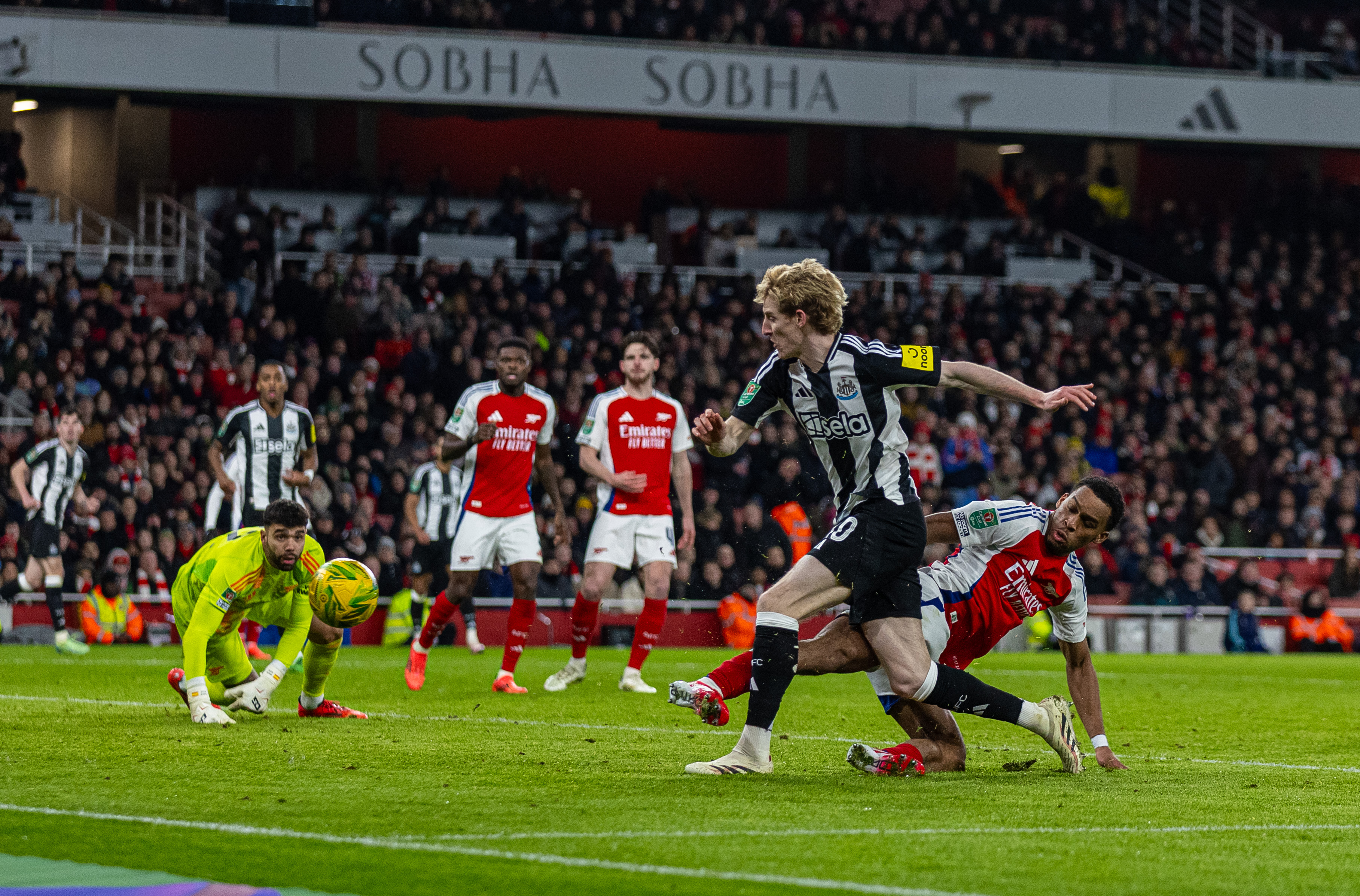 阿森纳遭遇平局！主场战平对手，难分胜负的简单介绍