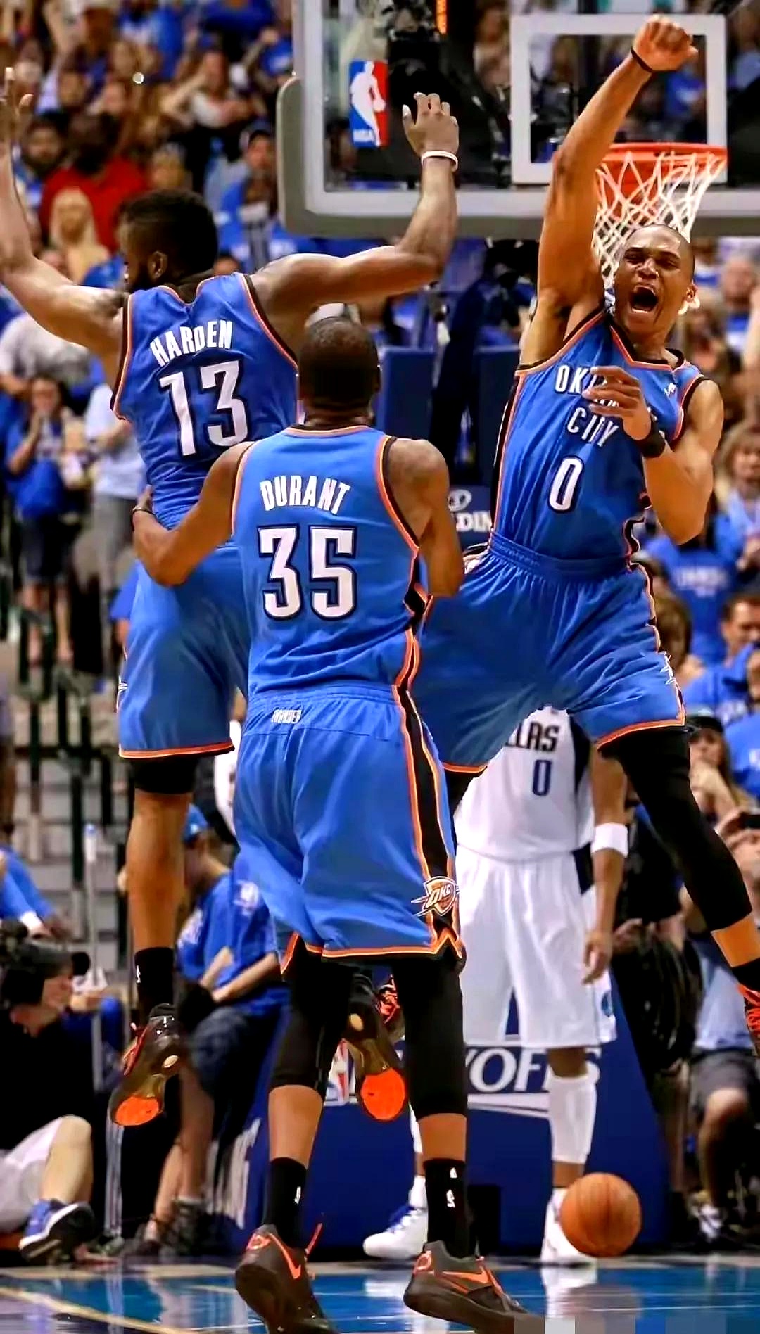 包含篮板大战打破记录,场上硬仗的词条 包含篮板大战打破记录,场上硬仗的词条