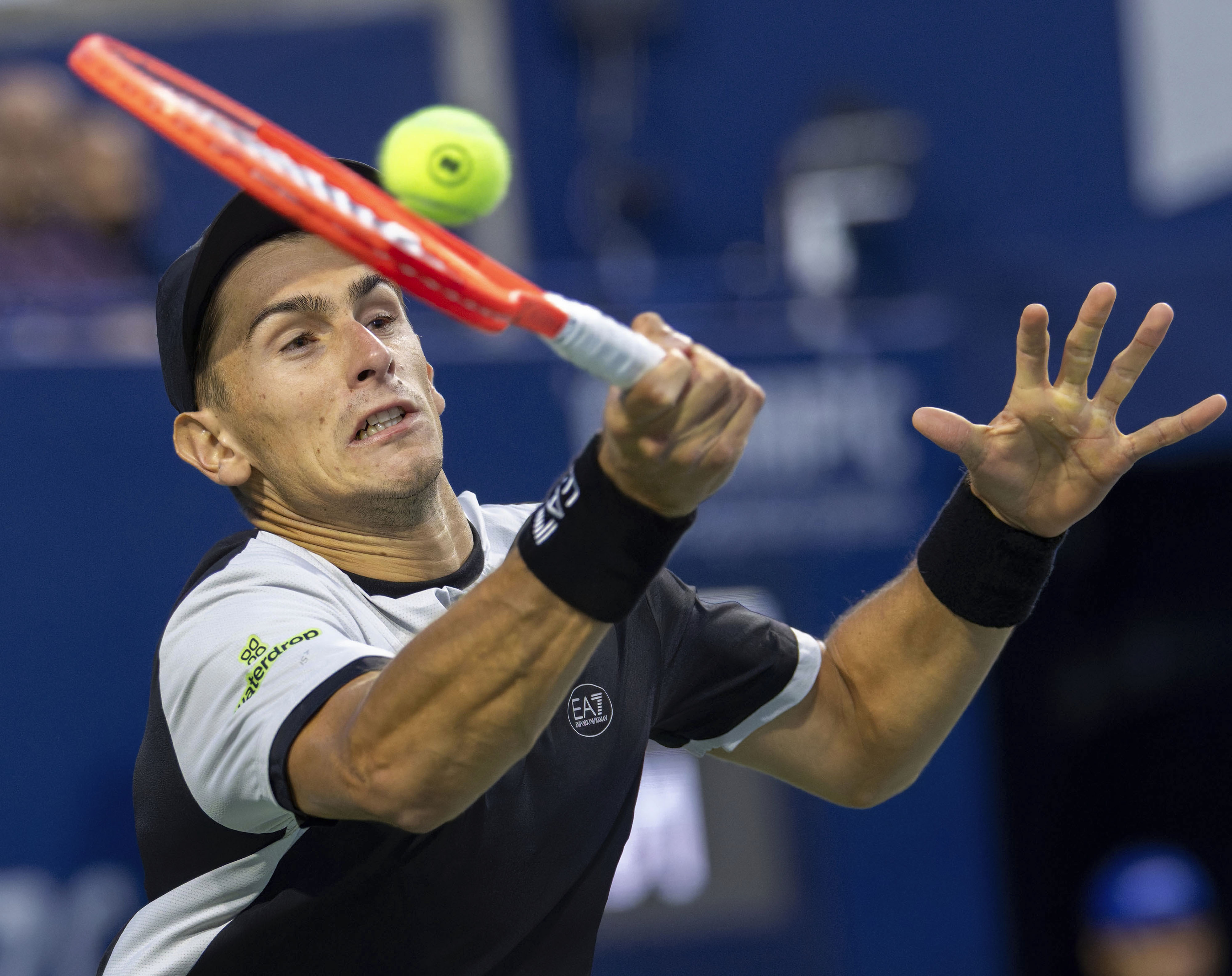 日本网球队横扫美国网球队，兹维列夫一己之力扛起全队的简单介绍