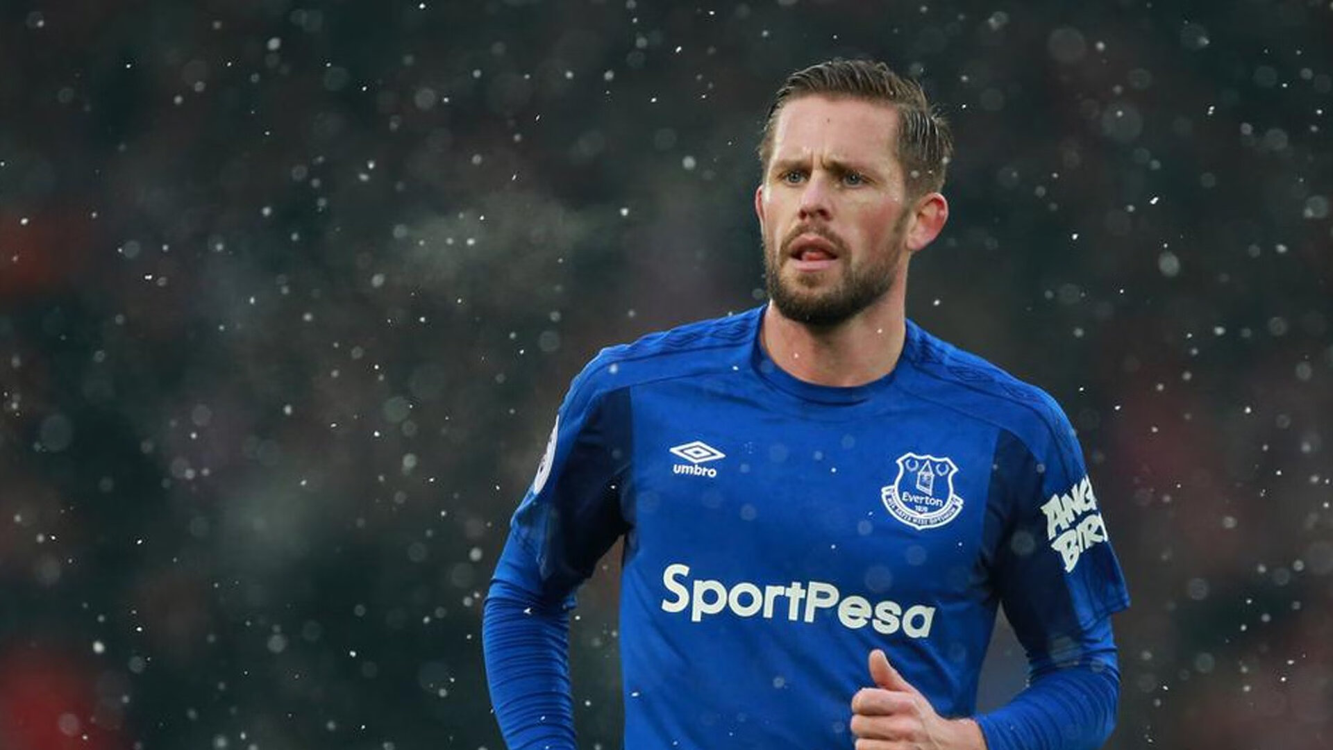 世界排名争夺战之夜，帕尔默展现巨星价值