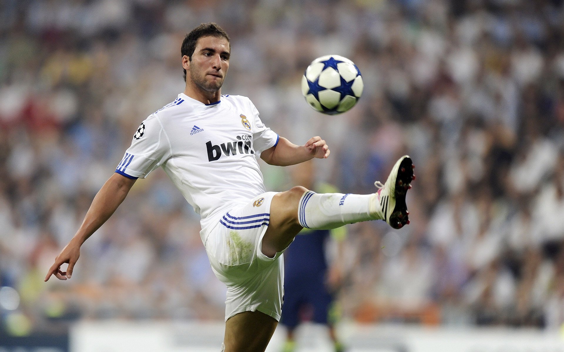 西决生死战焦点战，马德里竞技一波带走卡塔尔