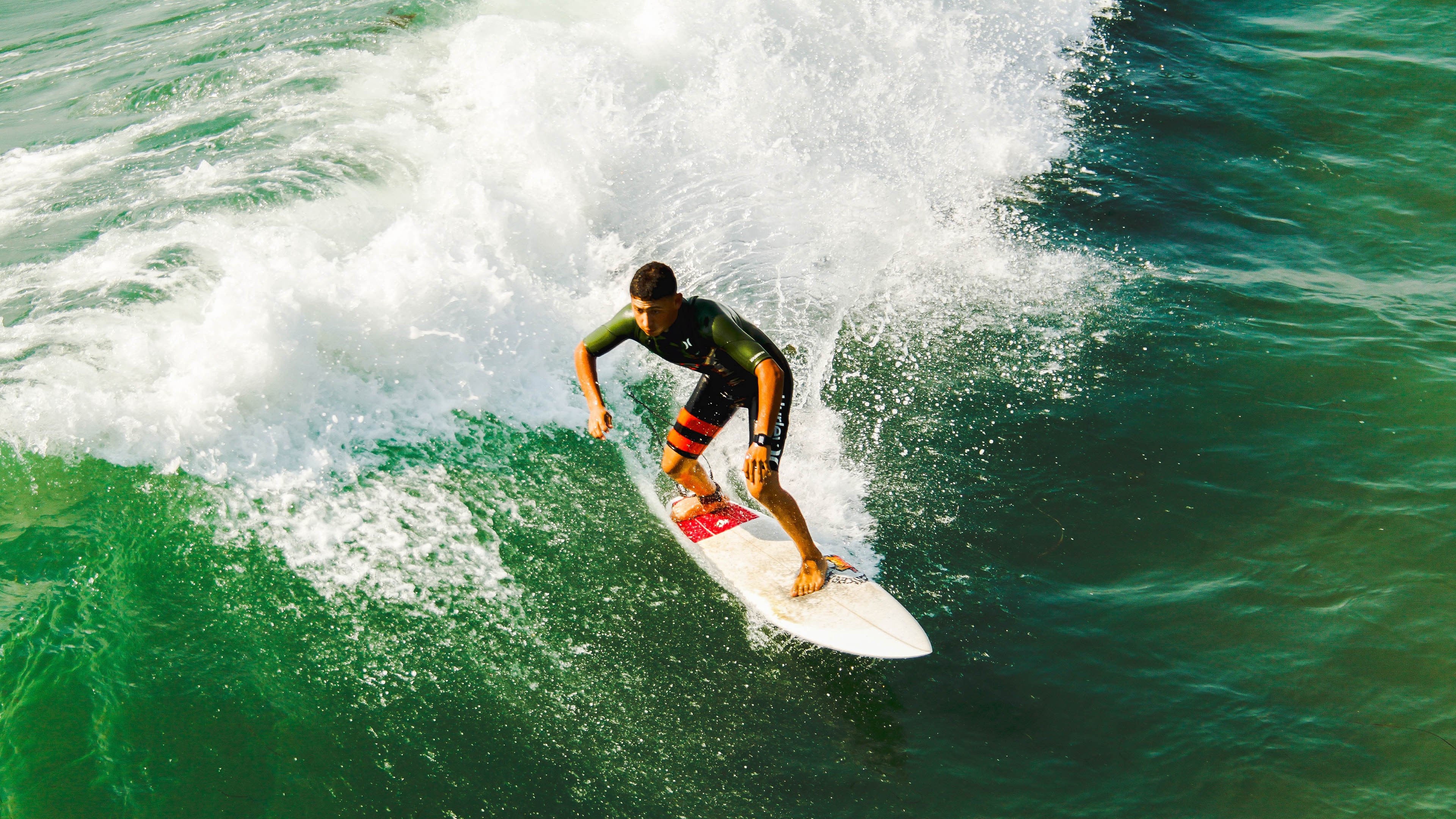 奇迹之夜，当泰国队绝杀德国队，李梓嘉统治全场—亚洲体育的双重震撼