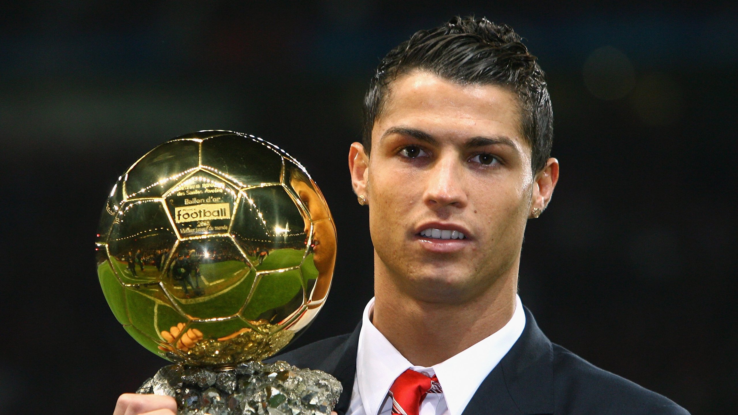 从伦敦到釜山，绝杀与惊艳，体育精神的双重奏